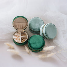 Load image into Gallery viewer, Round Velvet Travel Jewellery Box view 4