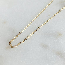 Load image into Gallery viewer, Fine gold chain necklace
