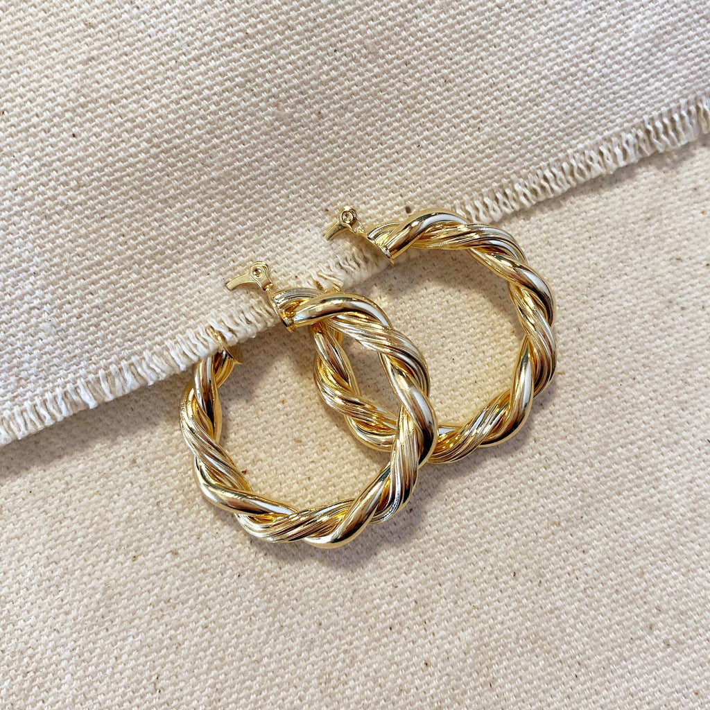 Twisted tube hoops on a linen edge